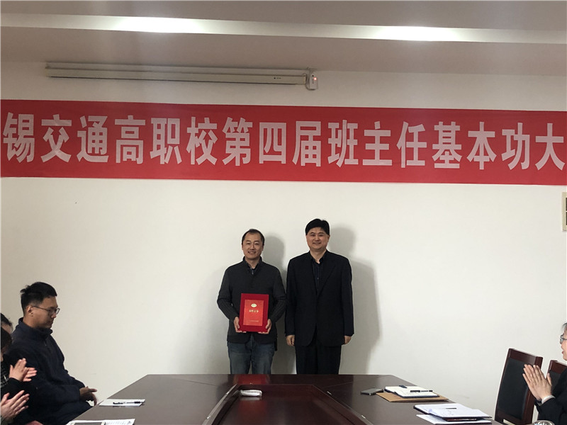 1555983833685090170.jpg 2.jpg