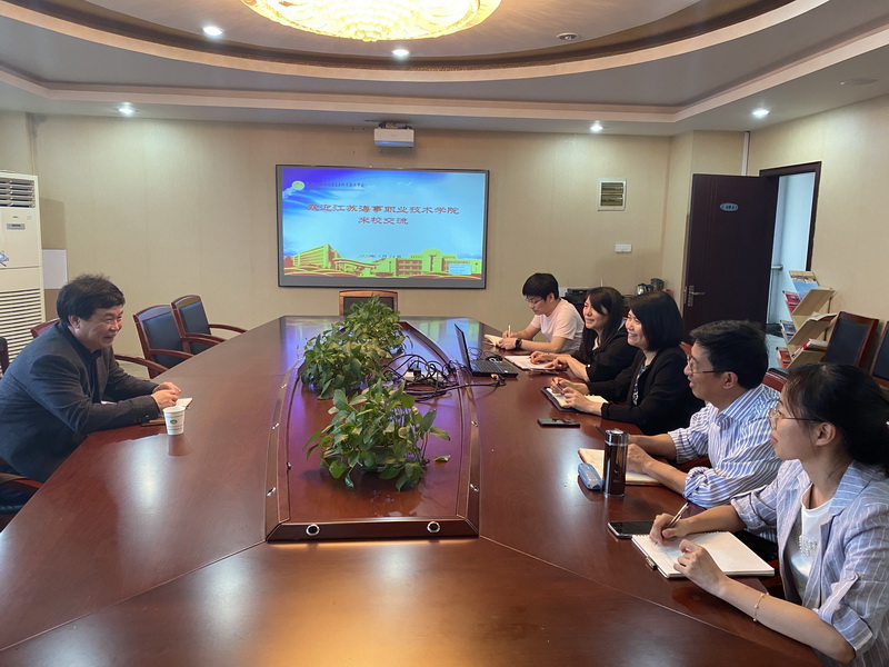 江苏省海洋工程装备研发中心来院交流