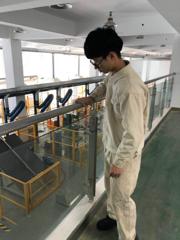 弘扬雷锋精神,服务焊接基地