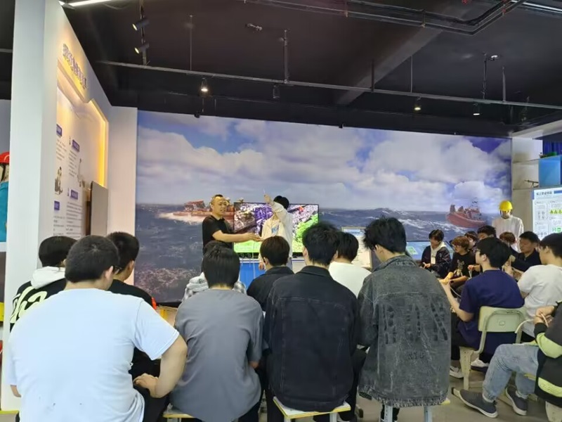 船舶工程学院开展校级公开课评议活动