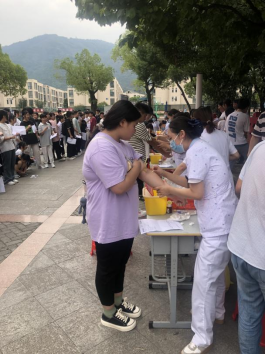 开云手机客户端开展2023级新生体检工作