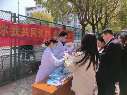 开云手机客户端开展结核防控宣传活动