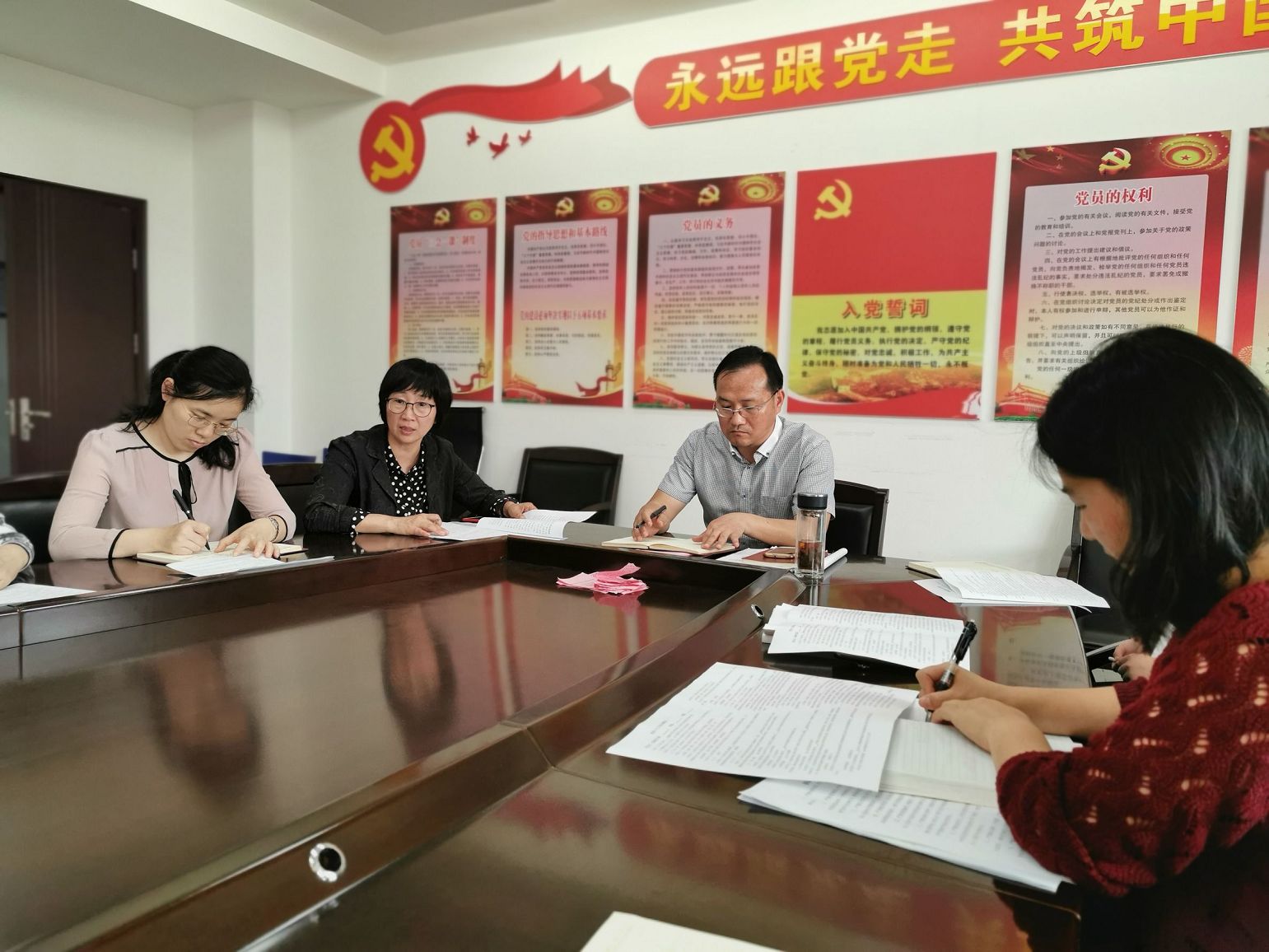 1558058558471042942.jpg 扫黑除恶2.jpg