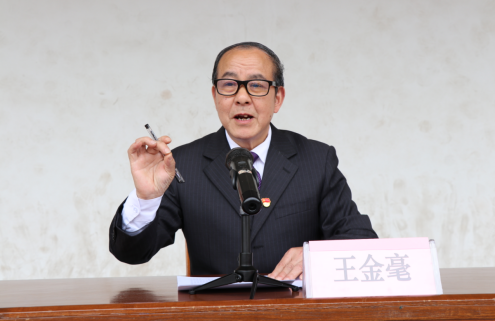 法制相随 安全常伴 :开云手机客户端召开法制教育大会