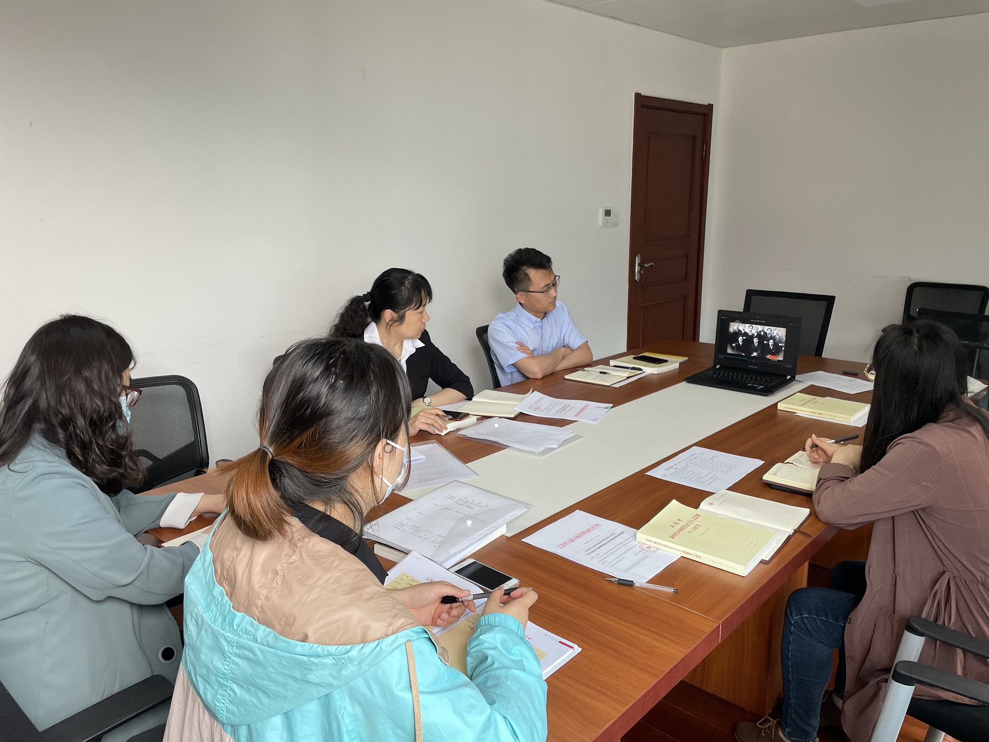 组织人事处党支部召开党史学习教育学习会